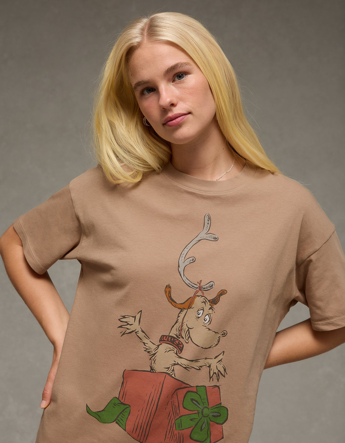 Camiseta gráfica relaxed del Grinch