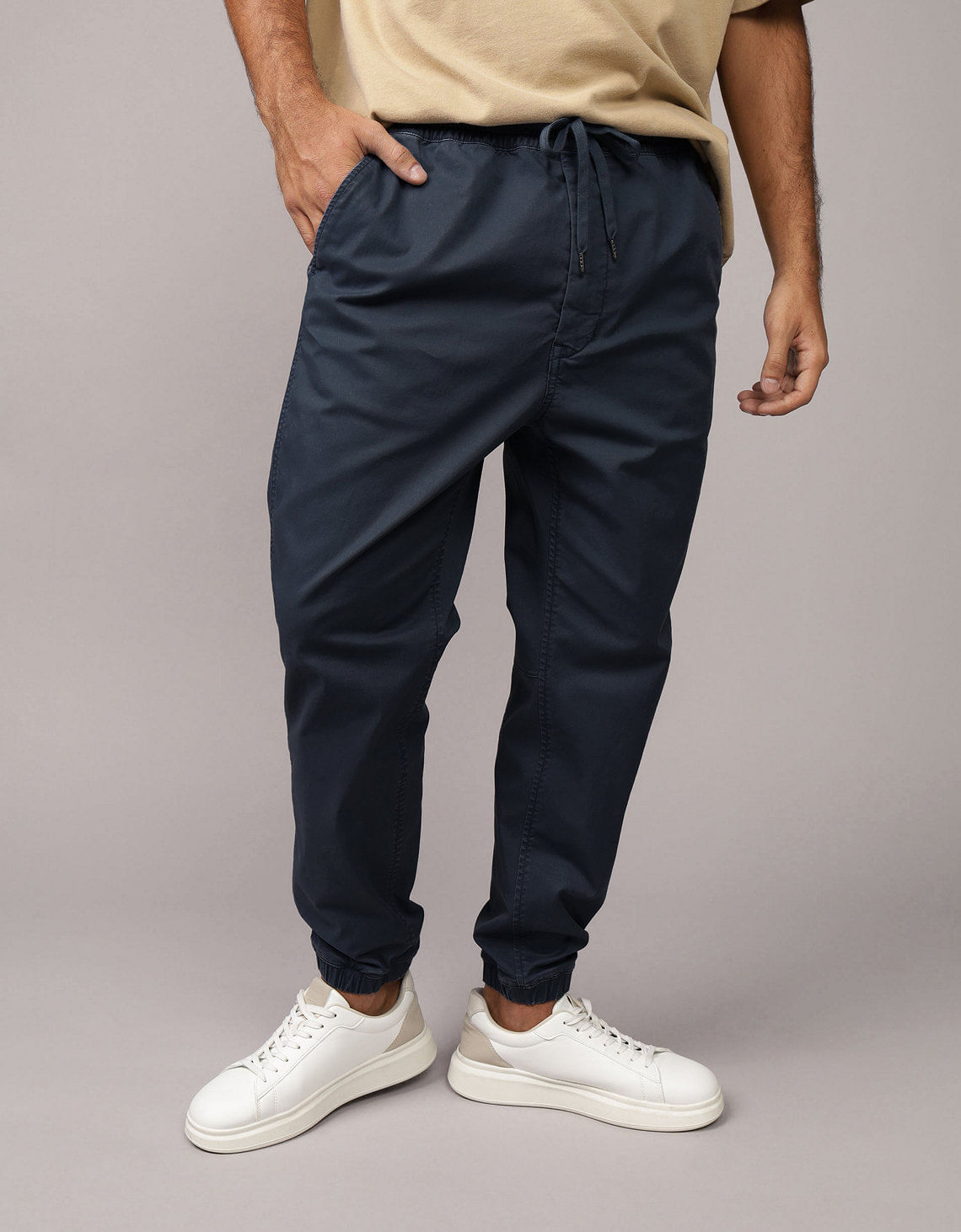 Jogger Tipo Trekker Ae