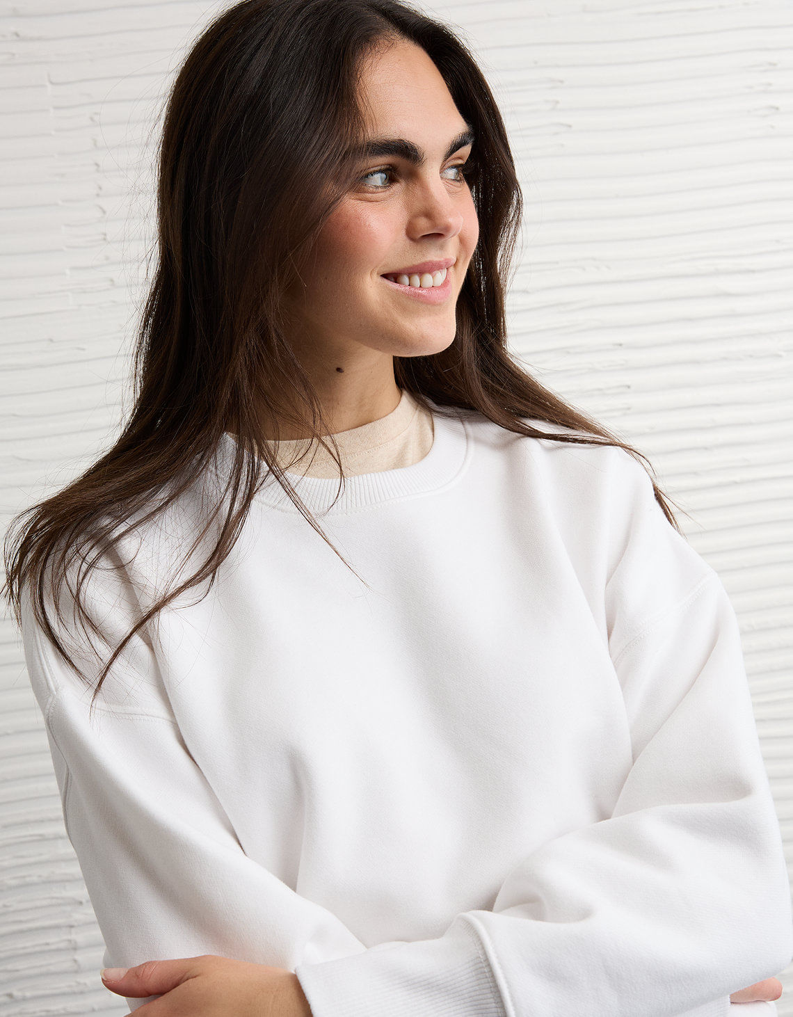 Buzo Oversized cuello redondo Ae