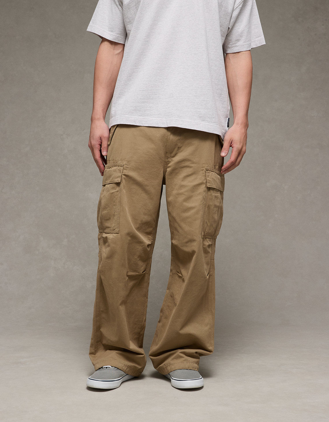 Pantalón Baggy Tipo Cargo Ae
