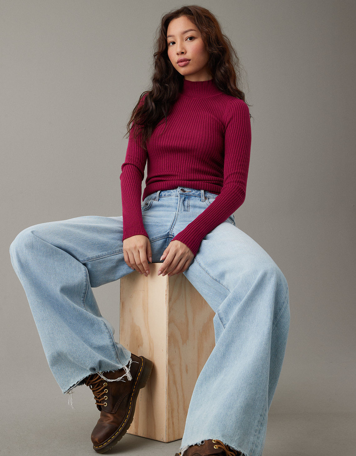 Sweater AE en tejido de punto cuello alto