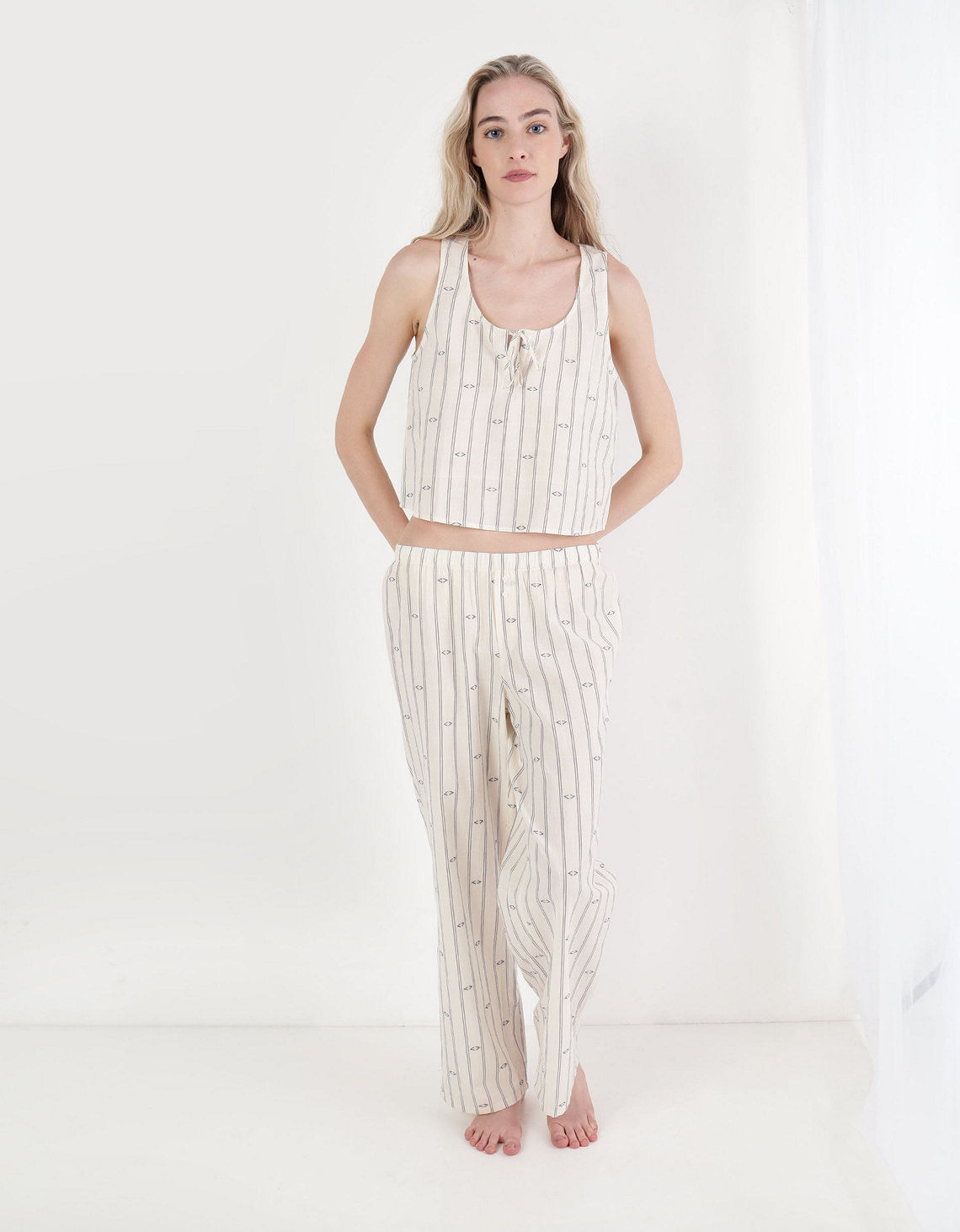 Top de tirantes ligero Aerie