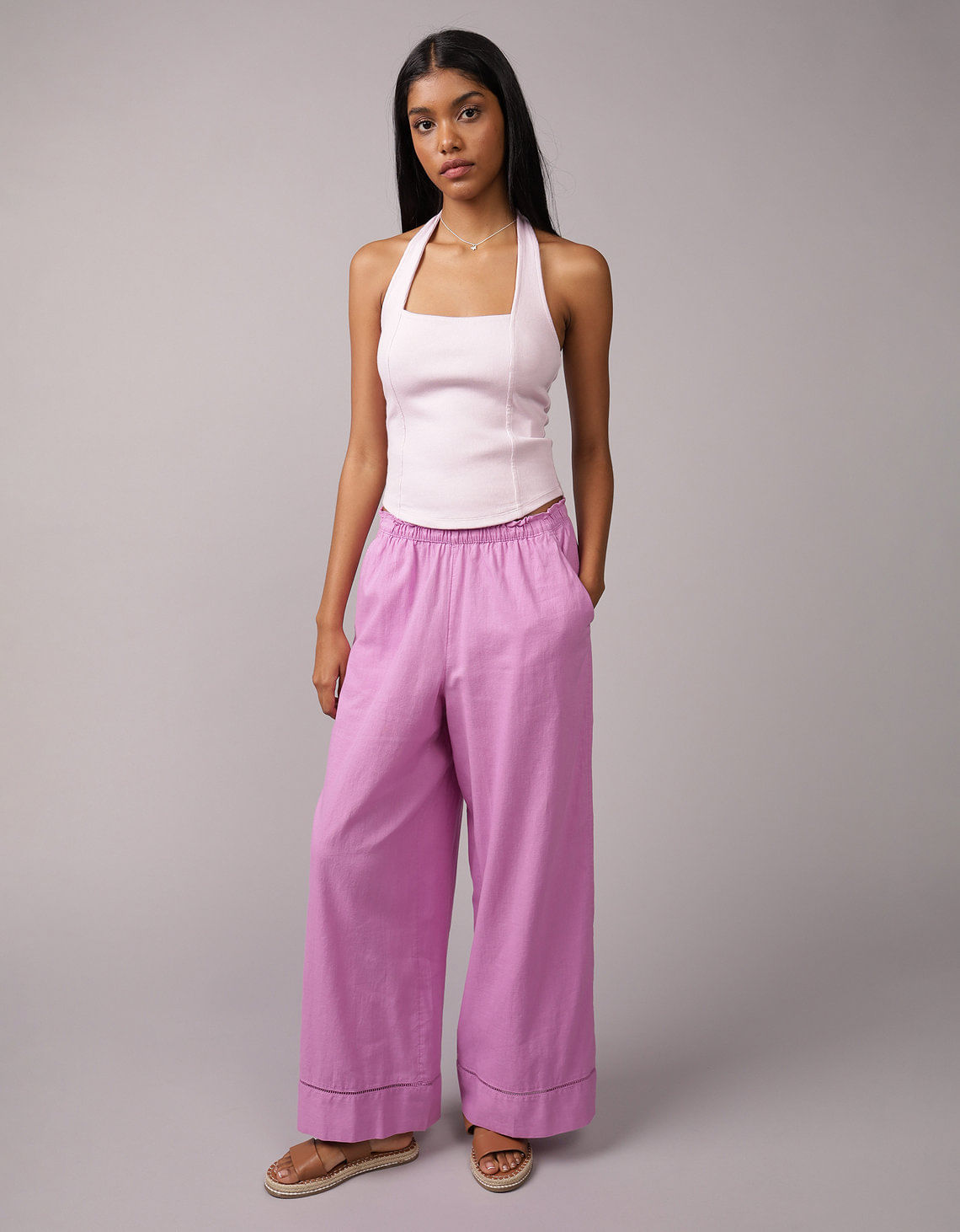 Top de tirantes estilo corsé