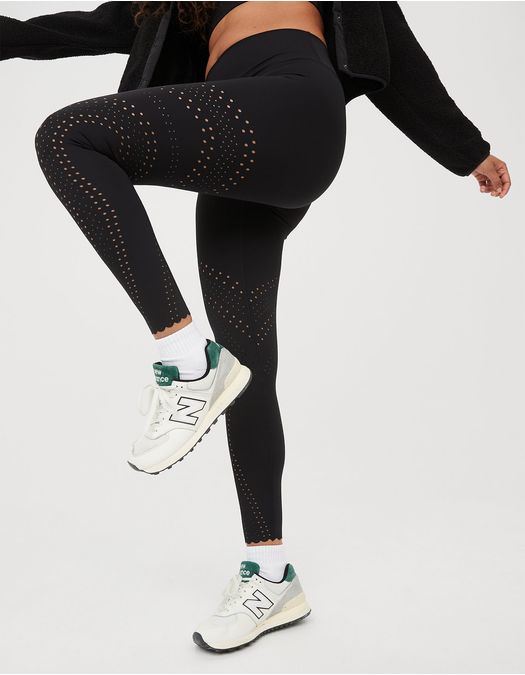Legging Offline by Aerie con corte especial en el ruedo