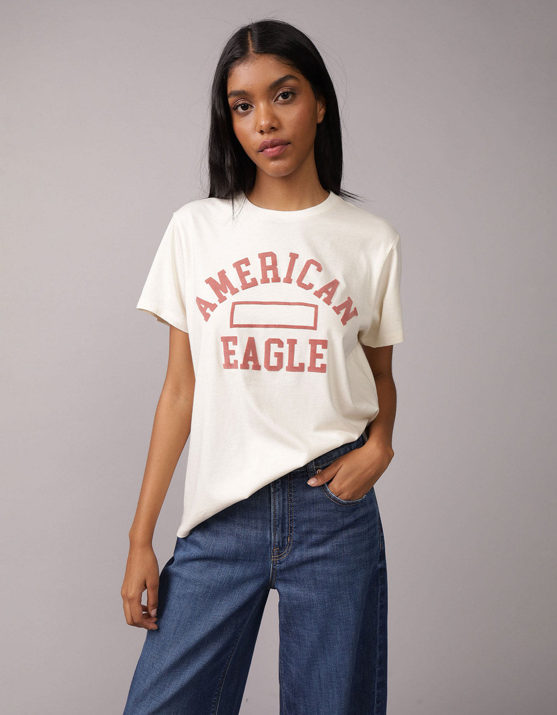 Camiseta gráfica clásica Ae